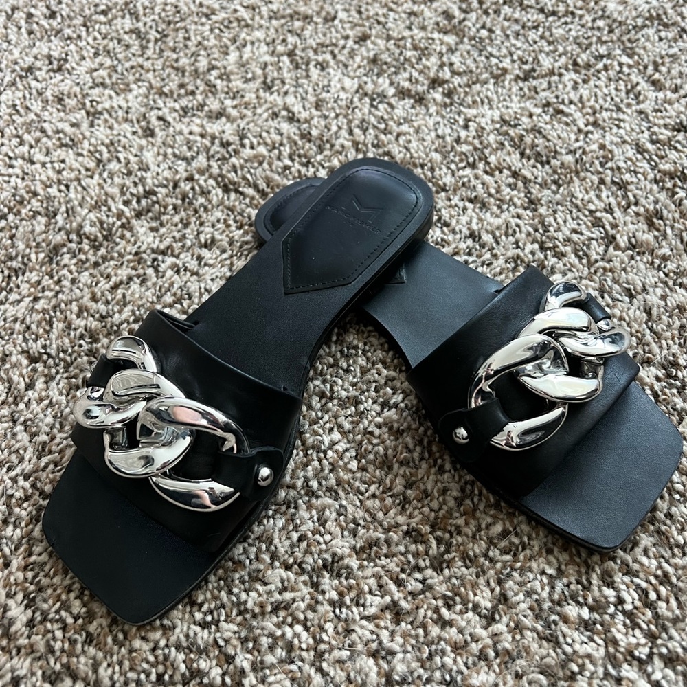 Marx Fisher sandals with metal chain